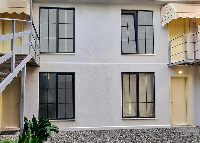 27 Apartamento Tirana